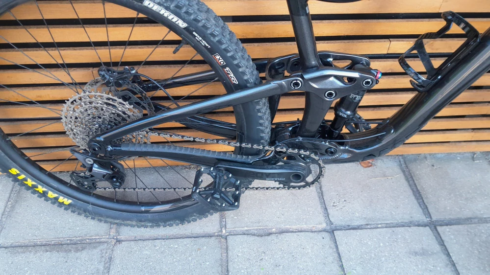 Giant Trance 2